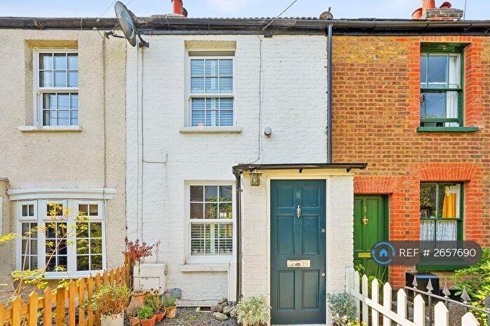 2 Bedroom Terraced House To Rent In Howard Street, Thames Ditton, KT7