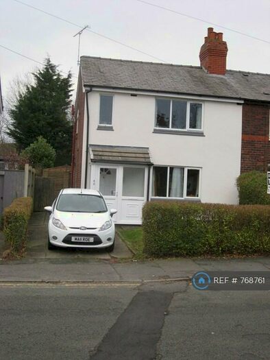 5 Bedroom Semi-Detached House To Rent In Thompson Avenue, Ormskirk, L39