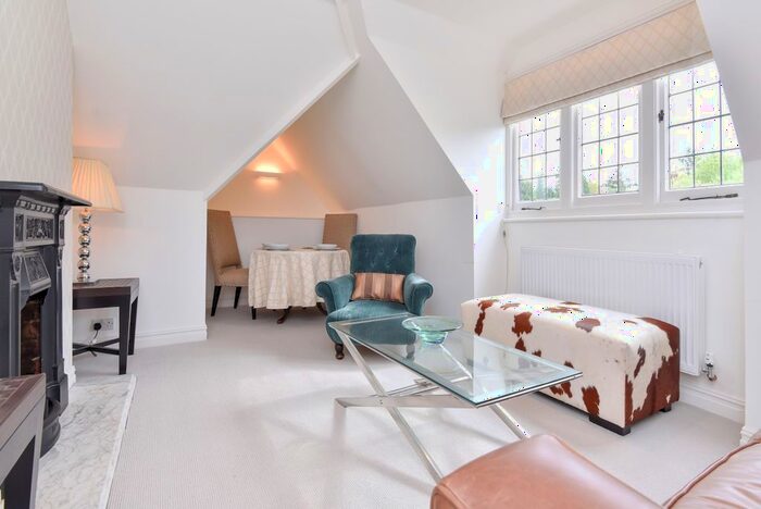 2 Bedroom Flat To Rent In Blatchington Road, Tunbridge Wells, TN2