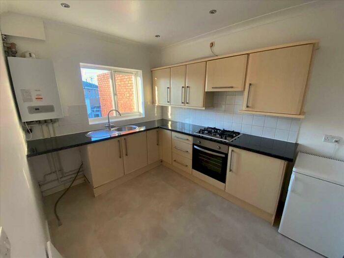 2 Bedroom Apartment To Rent In Station Road, Ellesmere Port, CH65