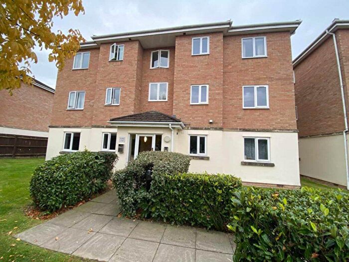 2 Bedroom Flat To Rent In Jubilee Court Thatcham, RG19