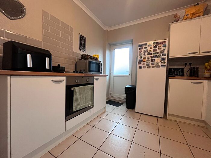 5 Bedroom Flat For Sale In Durham Road, Gateshead, NE8