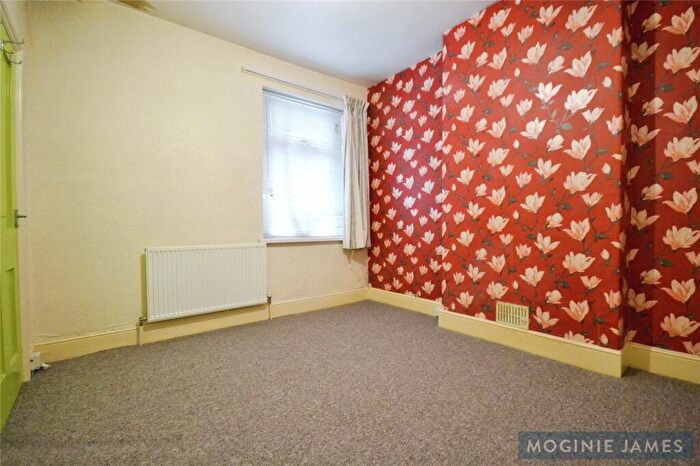 3 Bedroom End Of Terrace House For Sale In Inverness Place, Roath, Cardiff, CF24