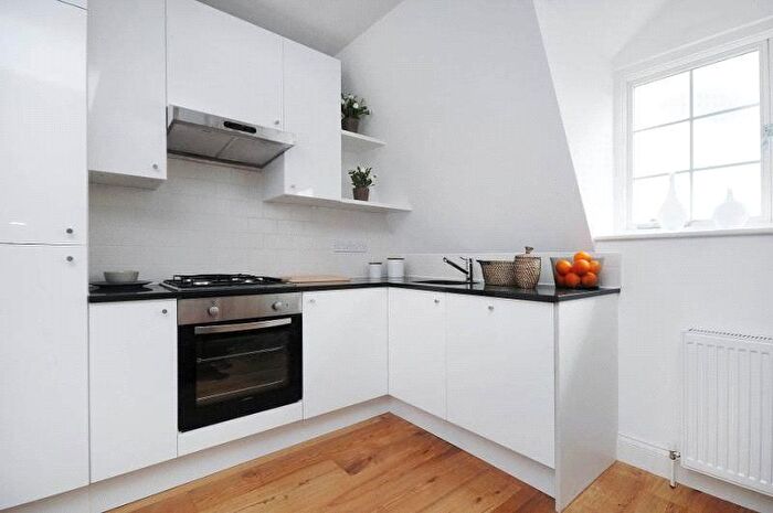 1 Bedroom Flat To Rent In The Vale, London, W3