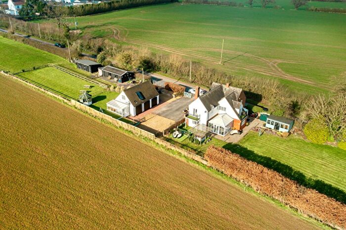 4 Bedroom Detached House For Sale In Wenlock Bank, Lapley, Stafford, ST19