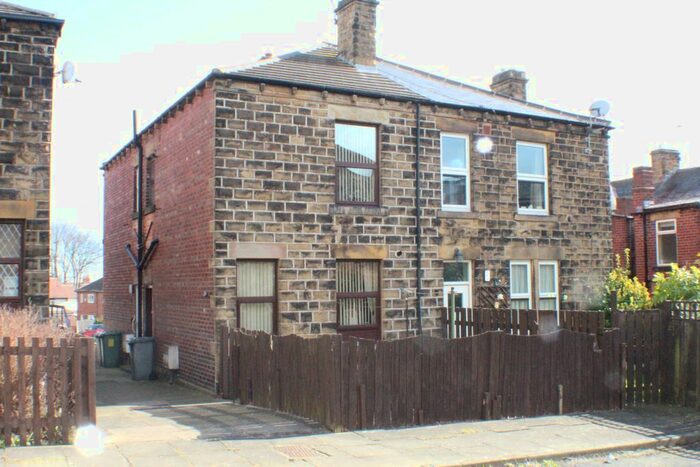 1 Bedroom End Of Terrace House To Rent In Healey Lane, Batley, WF17