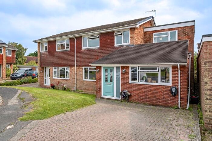 4 Bedroom Semi-detached House For Sale In Beckets Way, Framfield, TN22