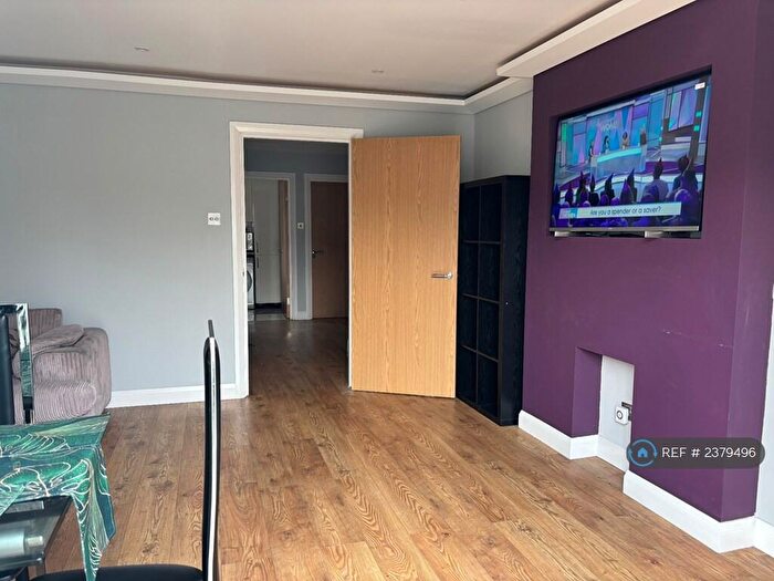 4 Bedroom Terraced House To Rent In Stable Walk, London, N2