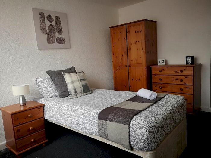 Studio To Rent In Mill Street, Wednesbury, WS10