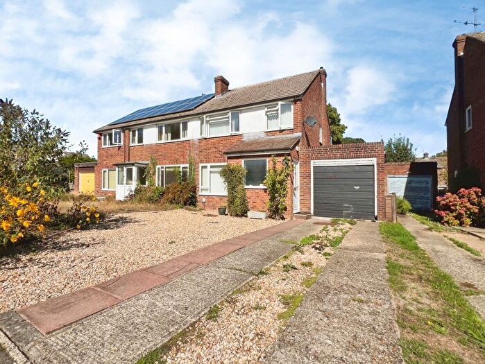 3 Bedroom Semi-Detached House For Sale In Field Way, Aldershot, Hampshire, GU12