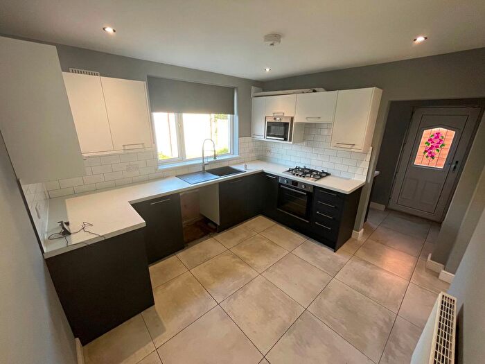 2 Bedroom Semi-Detached House To Rent In Almond Road, Cantley, Doncaster, DN4