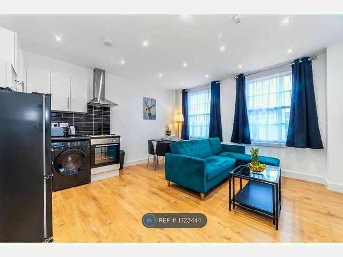 1 Bedroom Flat To Rent In Denmark Hill, London, SE5