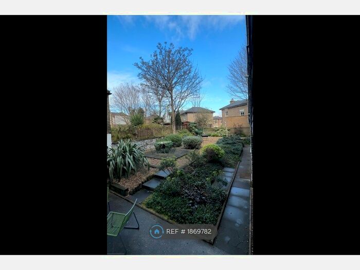 Studio To Rent In London, London, SE10