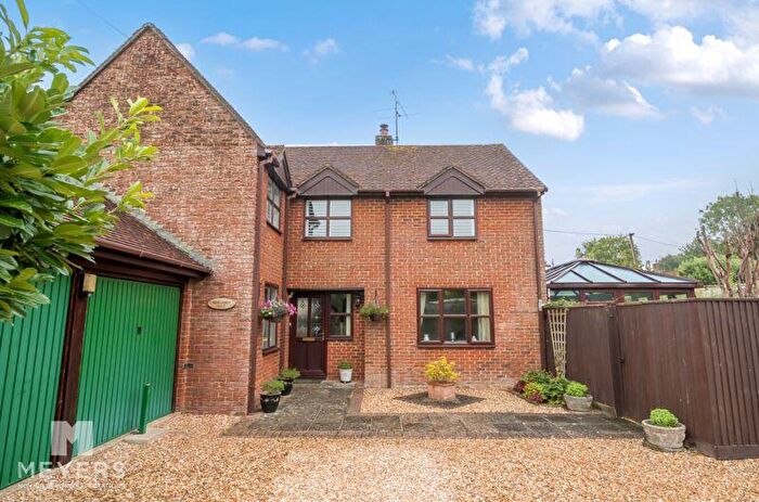 4 Bedroom Detached House For Sale In Stafford Gardens, Dorchester, DT2