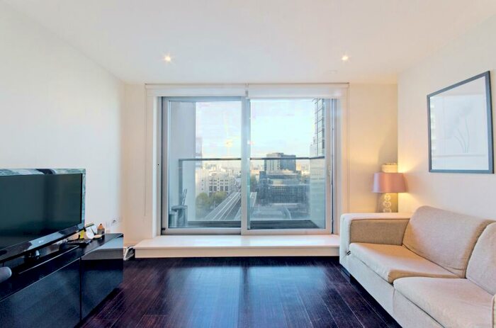 1 Bedroom Flat To Rent In West Tower, Pan Peninsula, Canary Wharf, London, E14