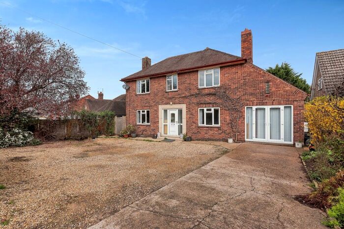 4 Bedroom Detached House To Rent In Bridge End Road, Grantham, NG31