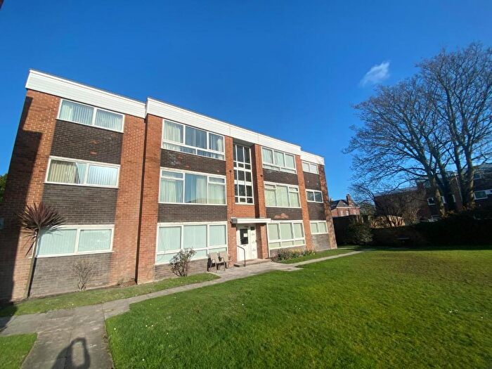 2 Bedroom Flat For Sale In Avon Court, Liverpool, L23