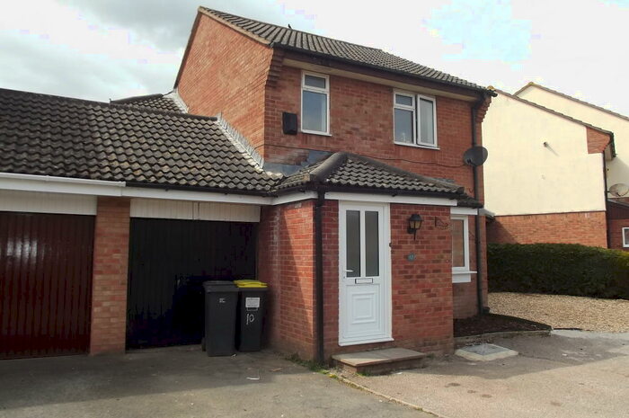 4 Bedroom Detached House To Rent In Family Home Dawlish, EX7