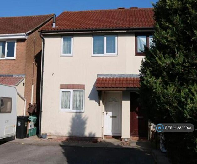 2 Bedroom Semi Detached House To Rent In Vine Gardens, Weston-Super-Mare, BS22