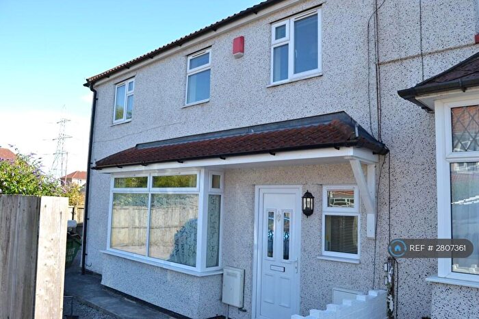 5 Bedroom End Of Terrace House To Rent In Sixth Avenue, Bristol, BS7