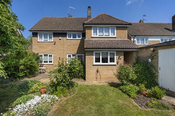 4 Bedroom Detached House For Sale In Malting Close, Stoke Goldington, Newport Pagnell, MK16