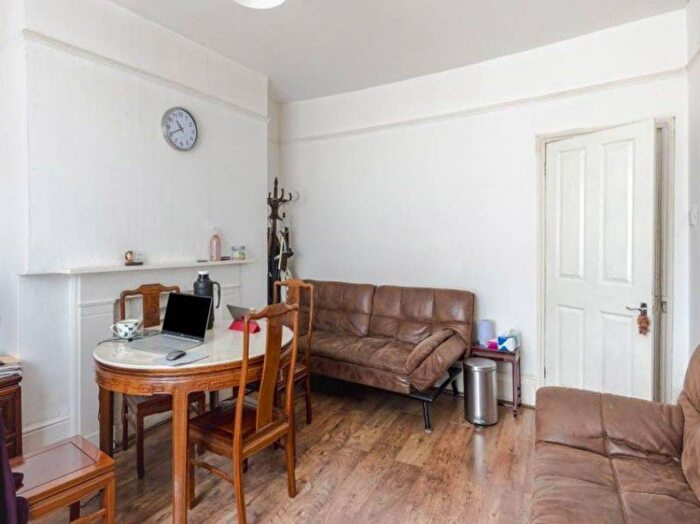 3 Bedroom Property For Sale In Kings Cross Road, King's Cross, London, WC1X