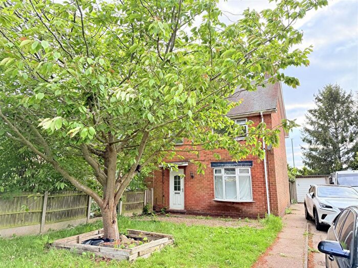 3 Bedroom Property To Rent In Belleville Drive, Nottingham, NG5