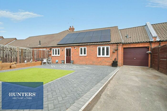 2 Bedroom Bungalow For Sale In Hardwick Drive, Arkwright Town, Chesterfield, S44