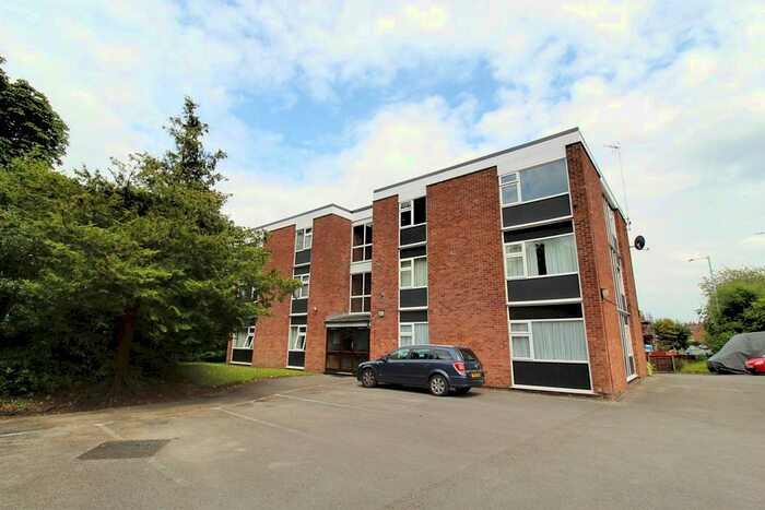 1 Bedroom Flat To Rent In Queens Court, Heaton Mersey, Stockport, SK4
