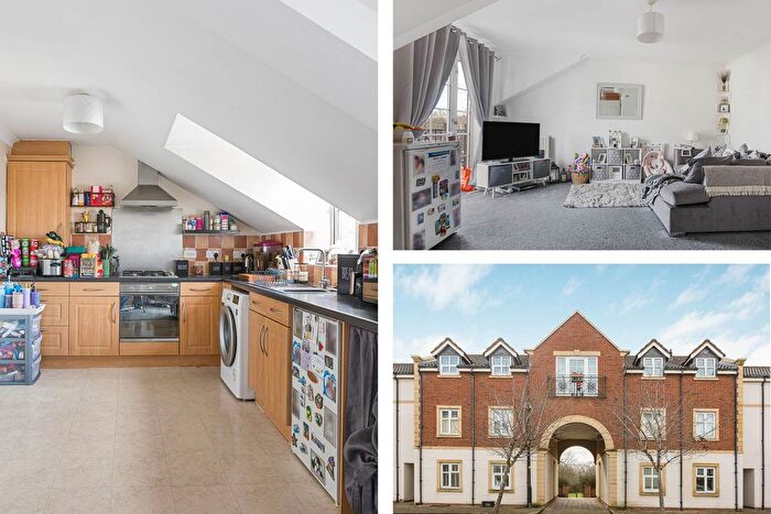 2 Bedroom Flat For Sale In Elgar Close, Swindon, SN25