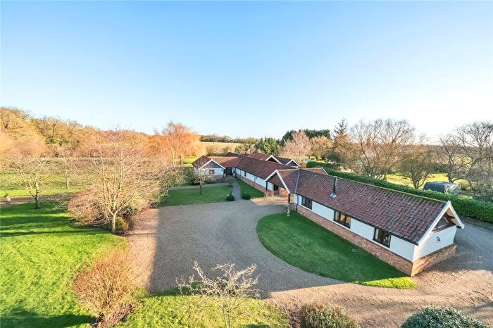 6 Bedroom Detached House For Sale In The Green, Morningthorpe, Norfolk, NR15