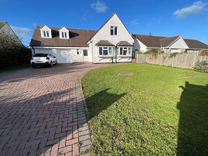 4 Bedroom Detached House For Sale In Parc Eglos, Padstow, PL28