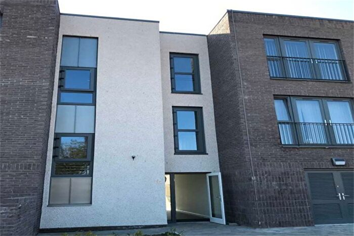 2 Bedroom Flat To Rent In Ellis Drive Longstone, EH14