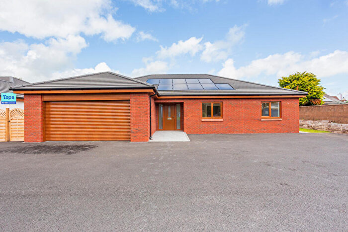 4 Bedroom Detached Bungalow For Sale In Valleyfield Meadow, Dumfries, DG2