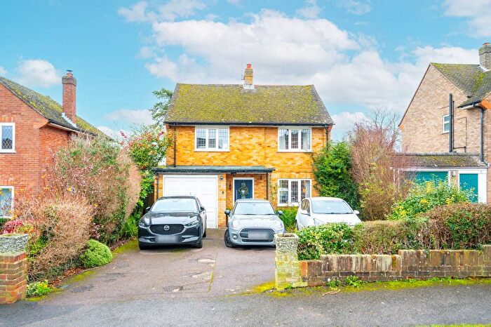 4 Bedroom Detached House To Rent In Orchard Gardens, Leatherhead, Effingham, Leatherhead, KT24