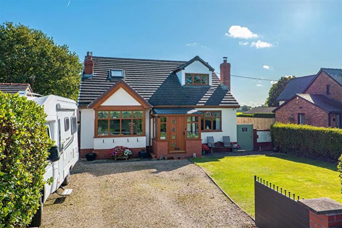 4 Bedroom Detached House For Sale In Town Lane, Charnock Richard, Chorley, PR7