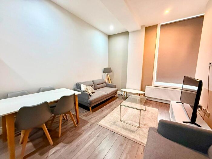2 Bedroom Flat To Rent In Water Street, Liverpool, L2