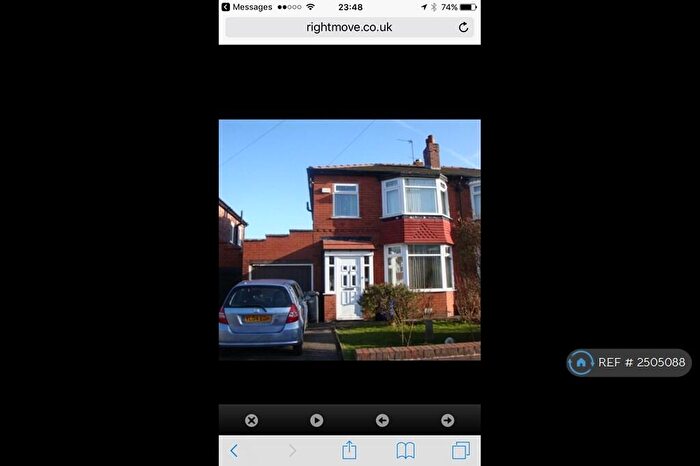 3 Bedroom Semi-Detached House To Rent In Elford Grove, Gorton, M18