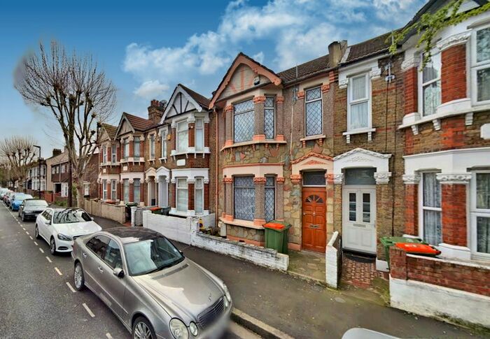 4 Bedroom Terraced House To Rent In Wigston Road, Plaistow, London, E13