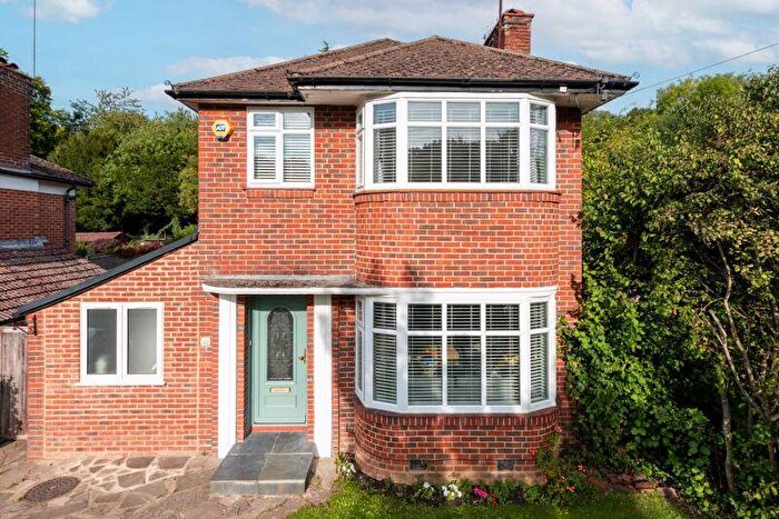 3 Bedroom Detached House For Sale In Lower Barn Road, Riddlesdown, Purley, Surrey, CR8