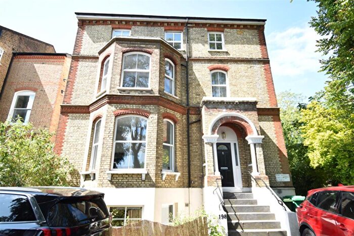 2 Bedroom Apartment To Rent In Ewell Road, Surbiton, KT6