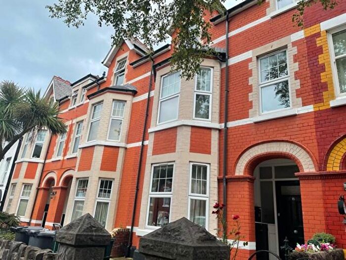 2 Bedroom Apartment To Rent In Hawarden Road, Colwyn Bay, LL29