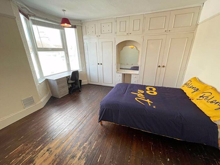 3 Bedroom Terraced House To Rent In Normanton Street, Brighton, BN2