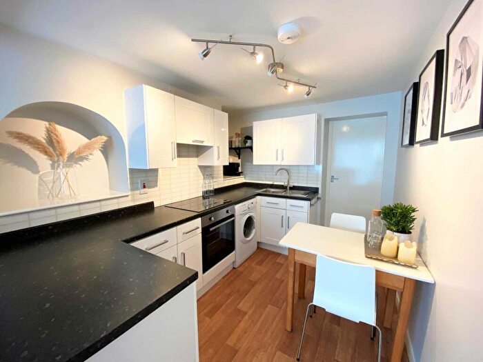 1 Bedroom Flat To Rent In Orange Street, Canterbury, CT1