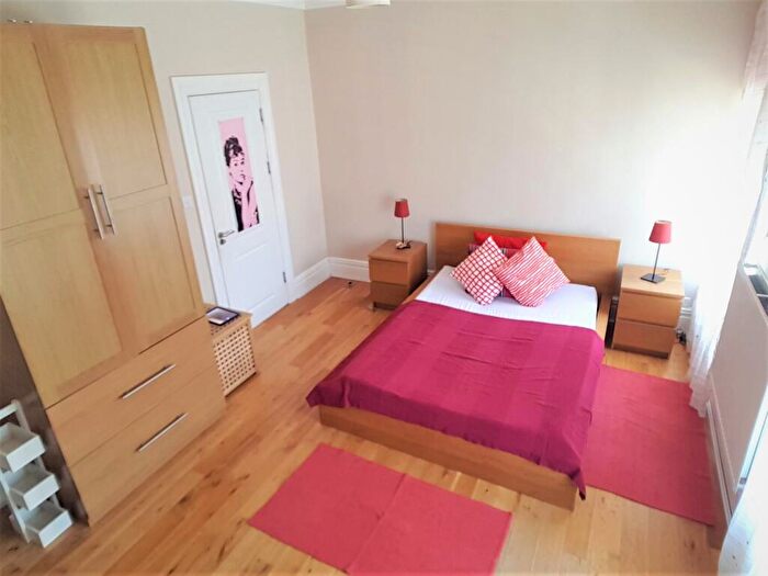 4 Bedroom House To Rent In Penbryn Terrace, Brynmill, Swansea, SA2