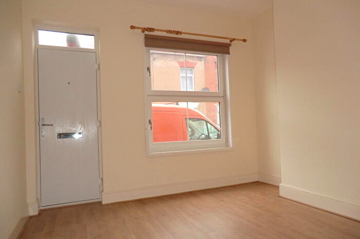 3 Bedroom End Of Terrace House To Rent In Cromwell Street, Coventry, CV6