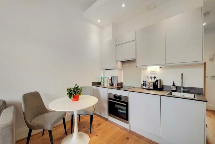 1 Bedroom Flat To Rent In Woodrow, Woolwich, London, SE18