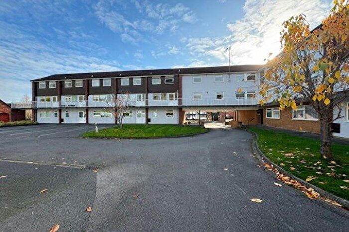 1 Bedroom Flat To Rent In East Street, Tonbridge, TN9