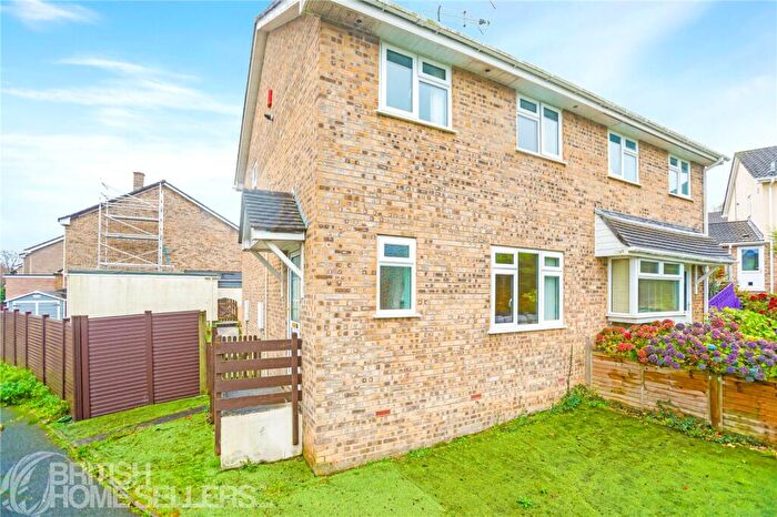 3 Bedroom Semi-Detached House For Sale In Manor View, Par, Cornwall, PL24