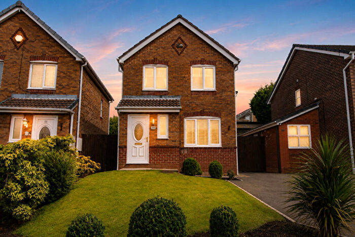 3 Bedroom Detached House For Sale In Cavendish Way, Oldham, OL2